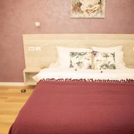 Manolle Boutique Апарт-отель 3*