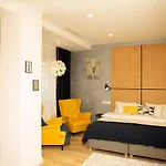 Manolle Boutique 公寓式酒店 布加勒斯特