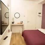 Manolle Boutique شقة فندقية 3*