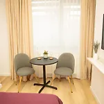 Manolle Boutique 布加勒斯特