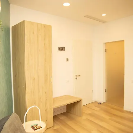 Manolle Boutique 3* Bucharest