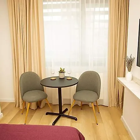 Manolle Boutique 3* Bucharest