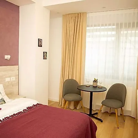 Manolle Boutique 3* Bucharest