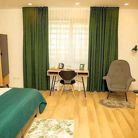 Manolle Boutique 3* Bucharest