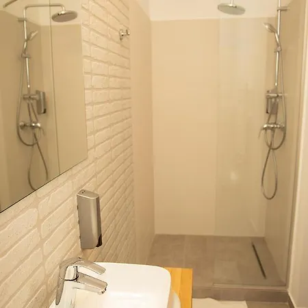 Ξενοδοχείο με διαμερίσματα Manolle Boutique 3*