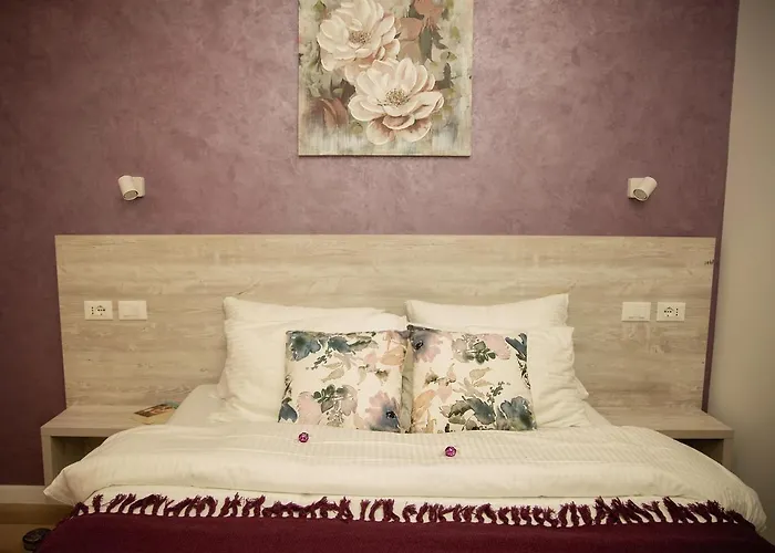 Ξενοδοχείο με διαμερίσματα Manolle Boutique 3*