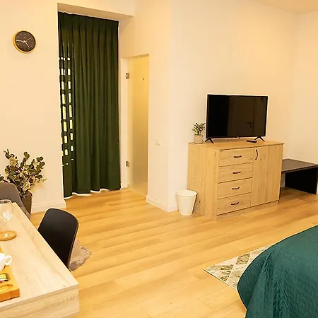 Manolle Boutique 3*